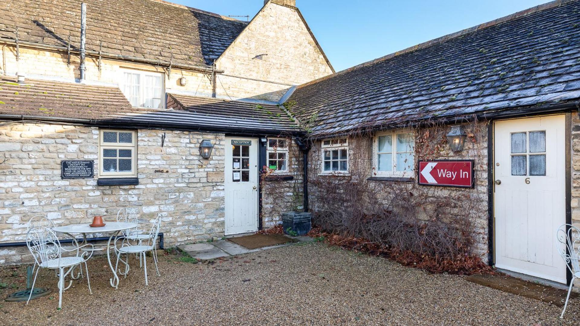 The Sibson Inn Hotel Water Newton Экстерьер фото