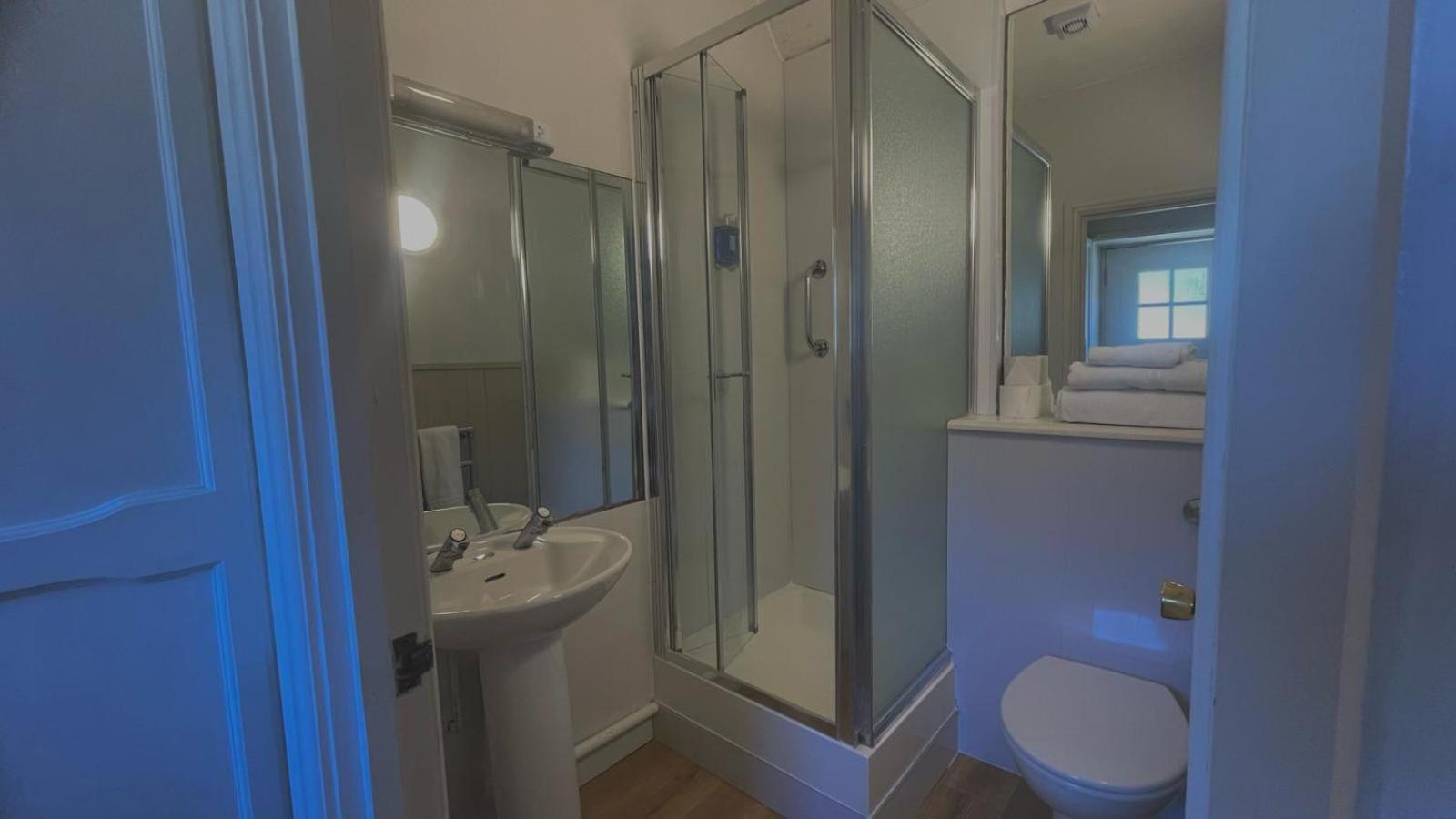 The Sibson Inn Hotel Water Newton Экстерьер фото